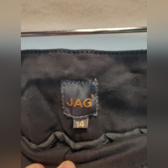 JAG Fenmore Crop Women's Size 14, Black, Pull on, Front Pockets, Back Po… - Picture 7 of 10